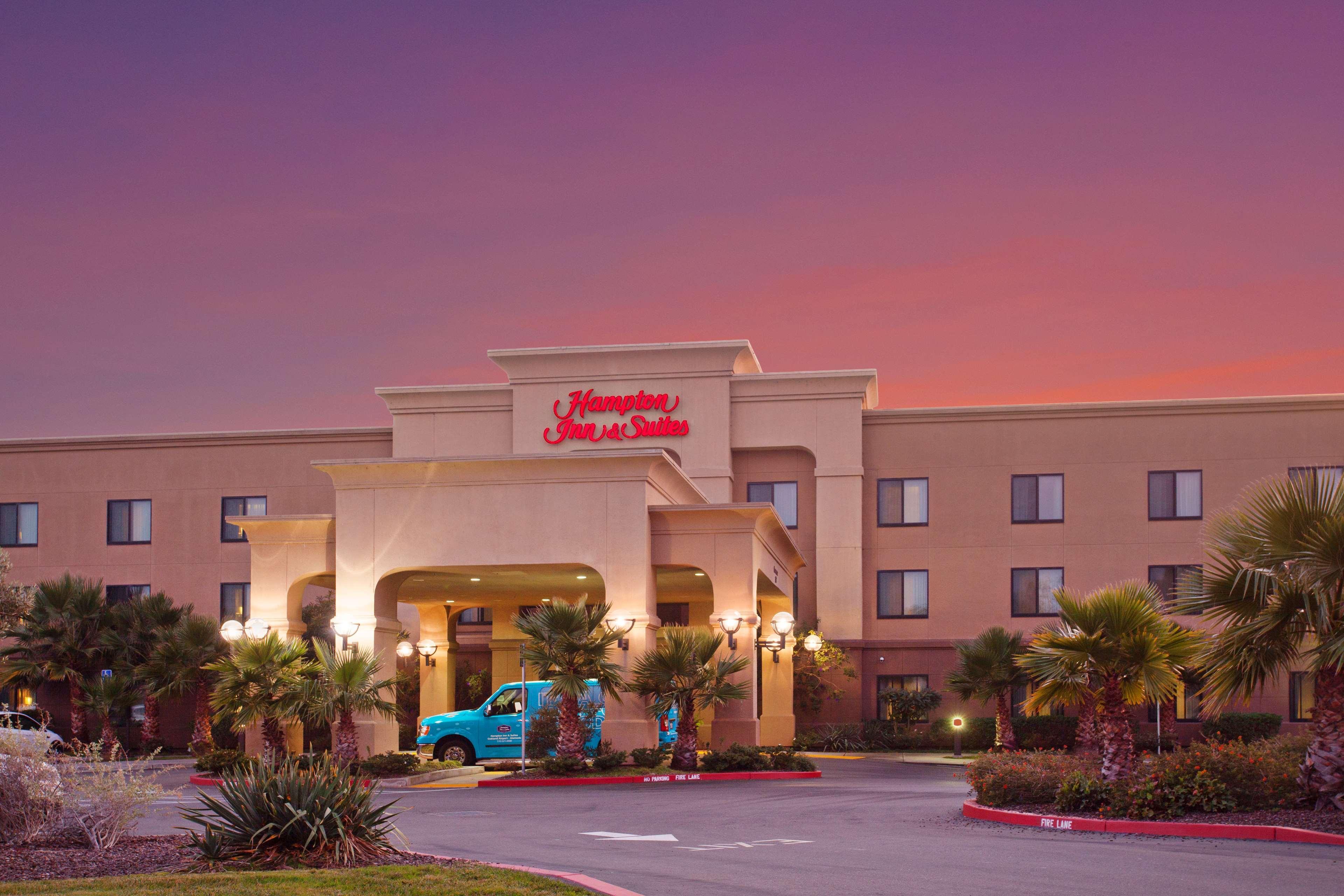 Hampton Inn & Suites Oakland Airport-Alameda Exterior foto